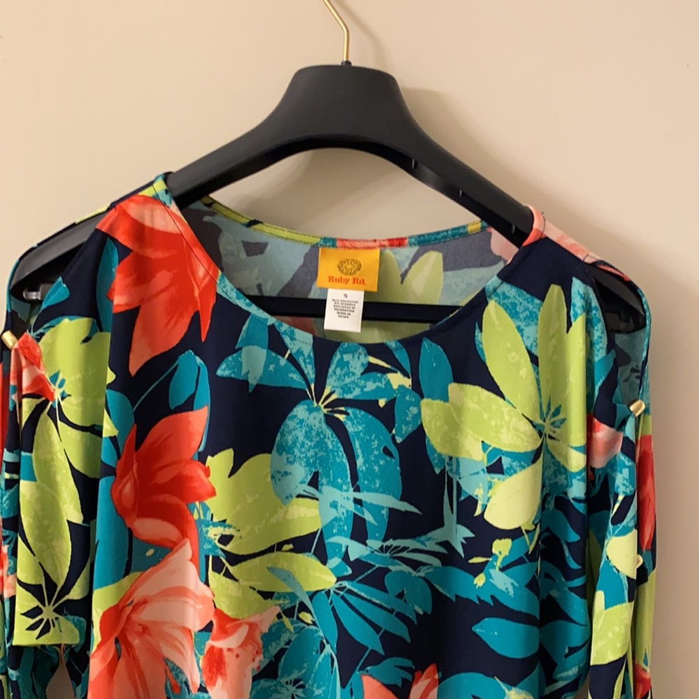 Ruby Rd. Silky Cold Shoulder Top - Picture 3 of 6